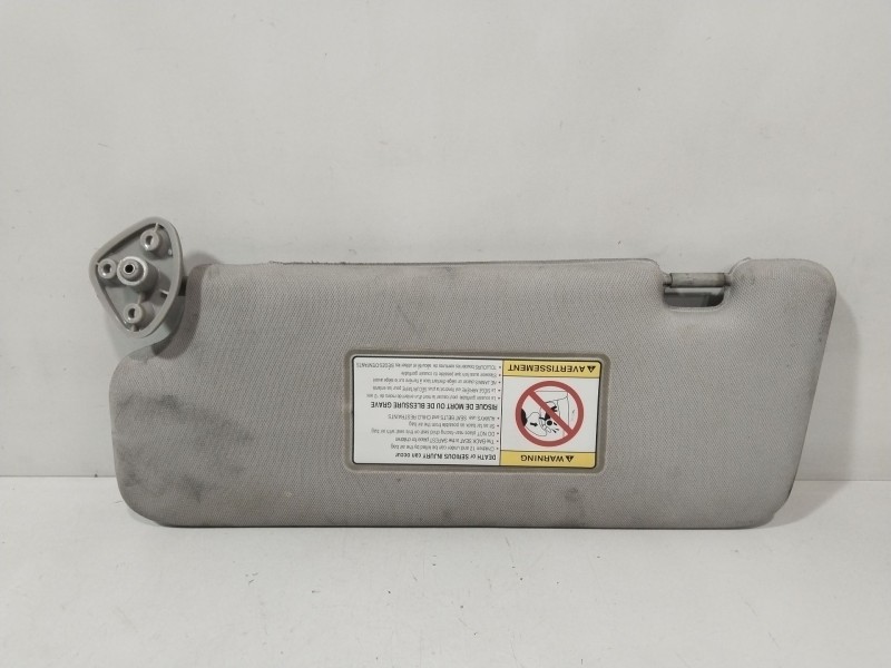 Recambio de parasol derecho para ssangyong actyon 200 xdi referencia OEM IAM 7612009502ABR  