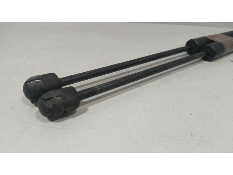 Recambio de amortiguadores maletero / porton para peugeot fight 3 fight 3 referencia OEM IAM 13128759  