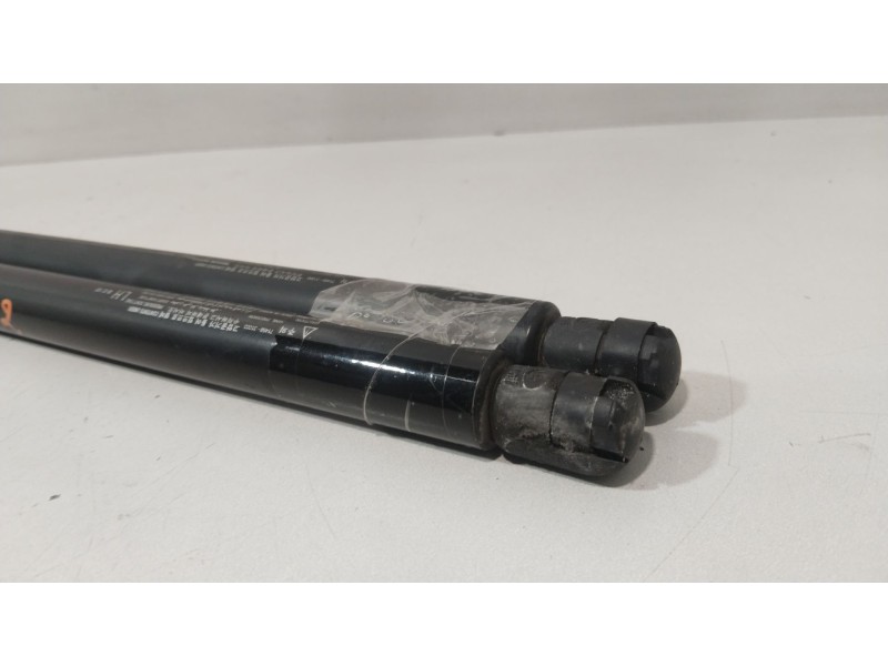 Recambio de amortiguadores maletero / porton para ssangyong actyon 200 xdi referencia OEM IAM 7146031000  