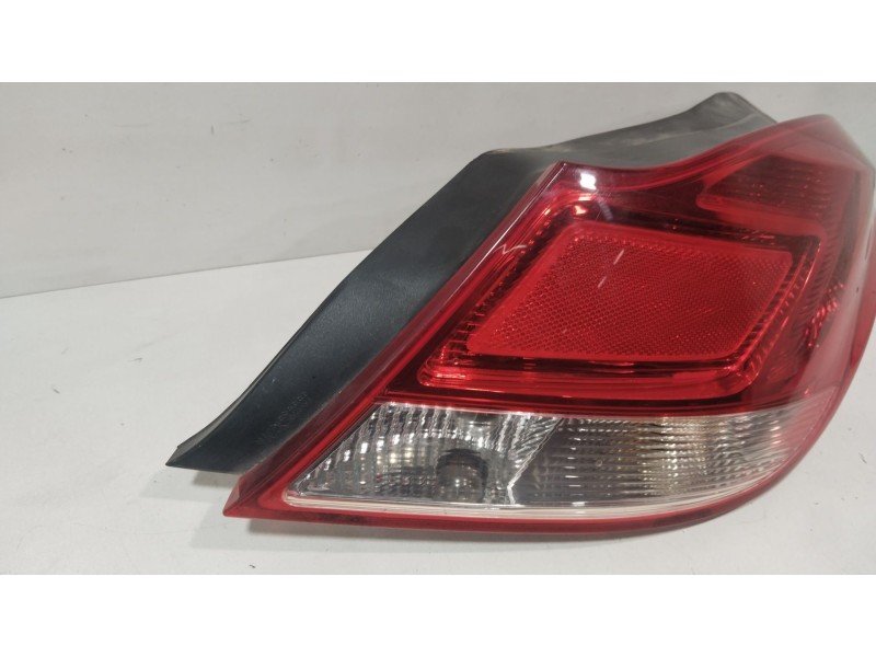 Recambio de piloto trasero derecho para opel insignia a (g09) 2.0 cdti (68) referencia OEM IAM 13279622  