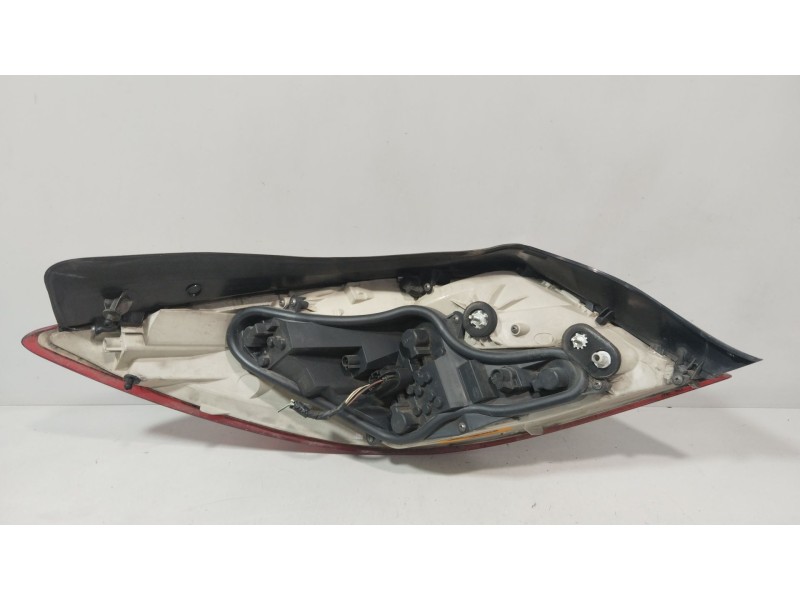 Recambio de piloto trasero derecho para opel insignia a (g09) 2.0 cdti (68) referencia OEM IAM 13279622  