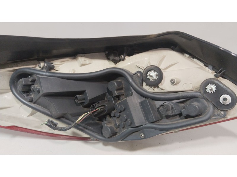 Recambio de piloto trasero derecho para opel insignia a (g09) 2.0 cdti (68) referencia OEM IAM 13279622  