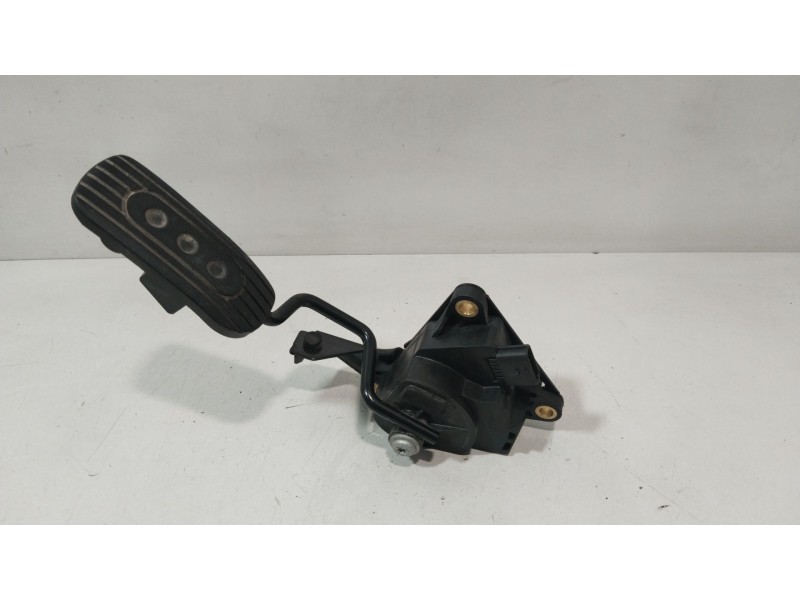 Recambio de pedal acelerador para nissan nv200 furgoneta e-nv (me0n) referencia OEM IAM 18002BJ91A  