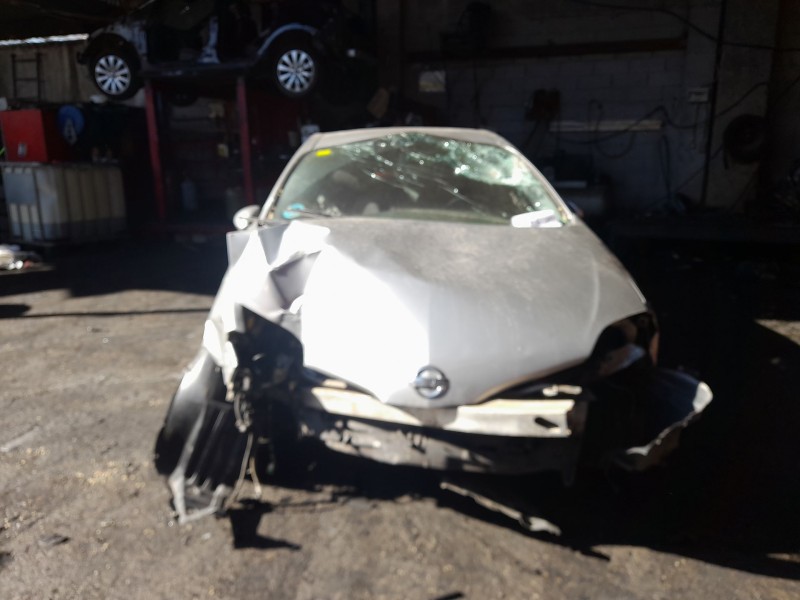 nissan primera hatchback (p12) del año 2006