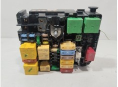 Recambio de caja reles / fusibles para opel corsa f (p2jo) 1.2 (68) referencia OEM IAM A006C801L2D5  