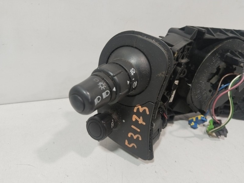 Recambio de mando multifuncion para renault scénic ii (jm0/1_) 1.9 dci (jm14) referencia OEM IAM 251642  