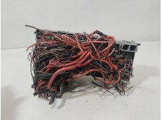 Recambio de caja reles / fusibles para opel corsa c (x01) 1.3 cdti (f08, f68) referencia OEM IAM 13142780   2