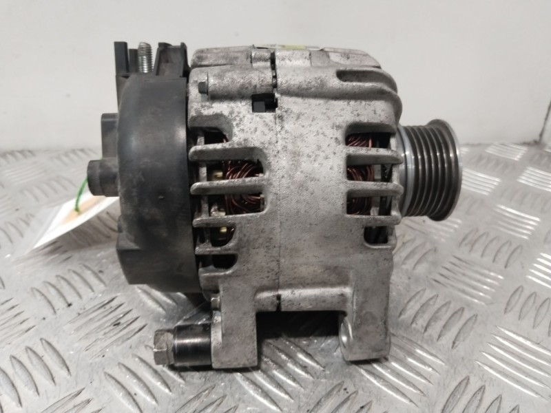 Recambio de alternador para ford fiesta vi (cb1, ccn) 1.4 tdci referencia OEM IAM 1506299  