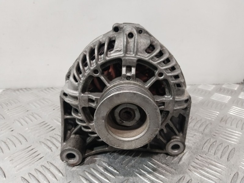 Recambio de alternador para land rover freelander i (l314) 2.0 td4 4x4 referencia OEM IAM YLE102500L  