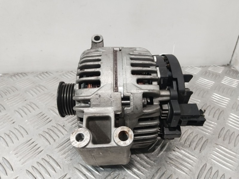 Recambio de alternador para mini mini (r50, r53) cooper referencia OEM IAM 0124325158  