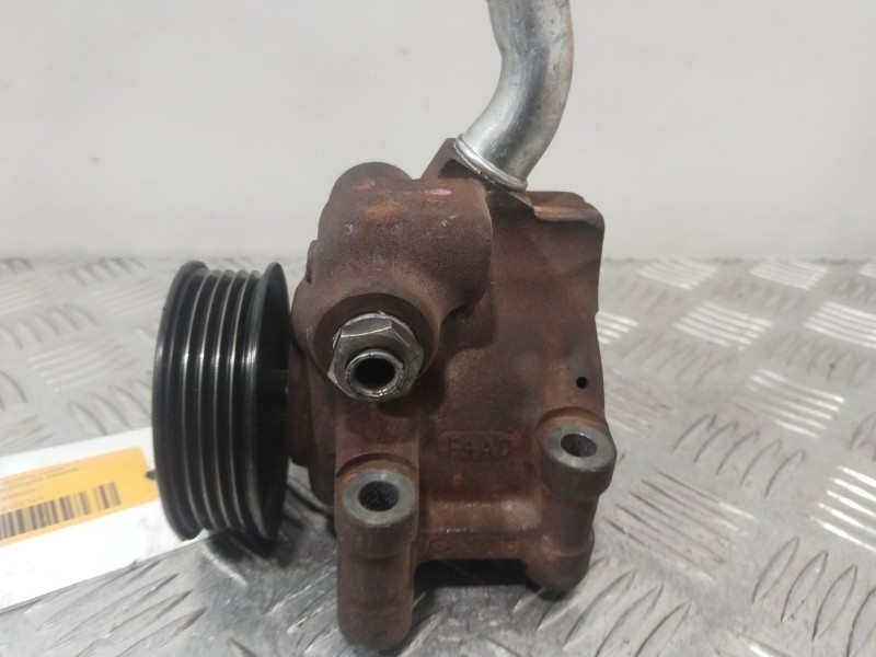 Recambio de bomba servodireccion para ford fusion (ju_) 1.4 referencia OEM IAM 1426694  