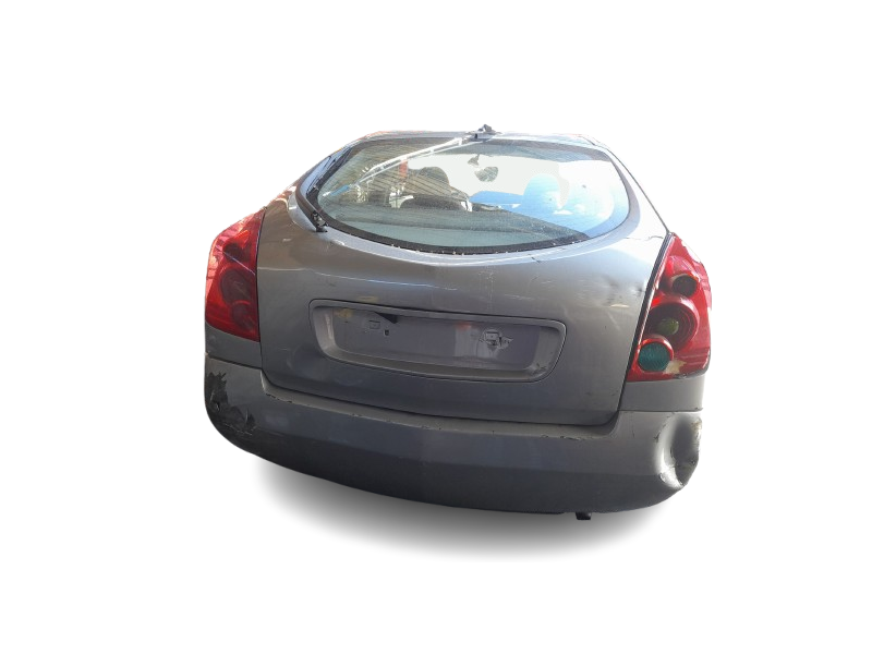 nissan primera hatchback (p12) del año 2006