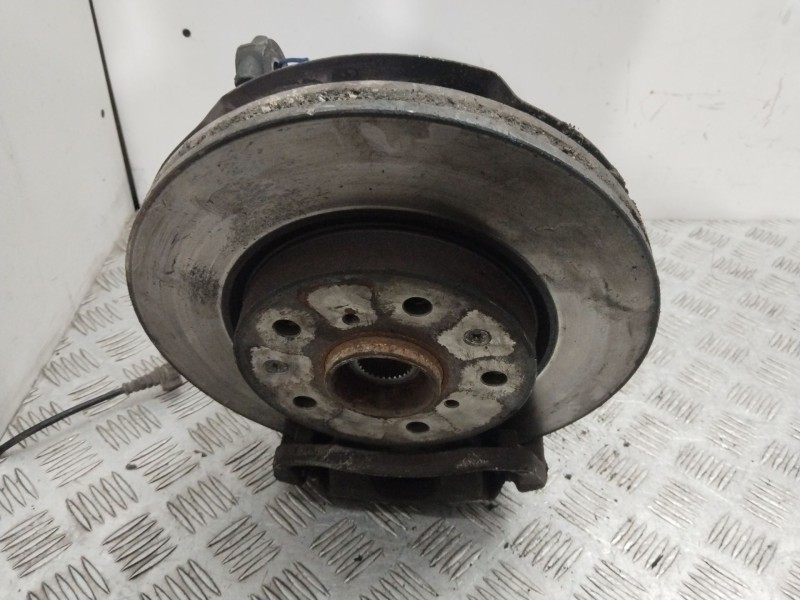 Recambio de mangueta delantera izquierda para suzuki sx4 rw (ey) gl referencia OEM IAM 4515179J51  