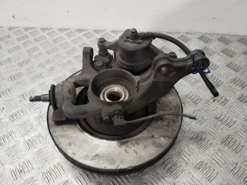 Recambio de mangueta delantera derecha para hyundai i30 (fd) 1.4 referencia OEM IAM 517162R000  