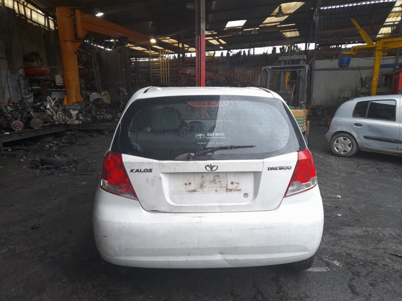 daewoo kalos (klas) del año 2004