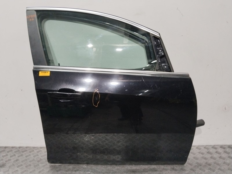 Recambio de puerta delantera derecha para opel astra j (p10) 1.6 (68) referencia OEM IAM 13330766  