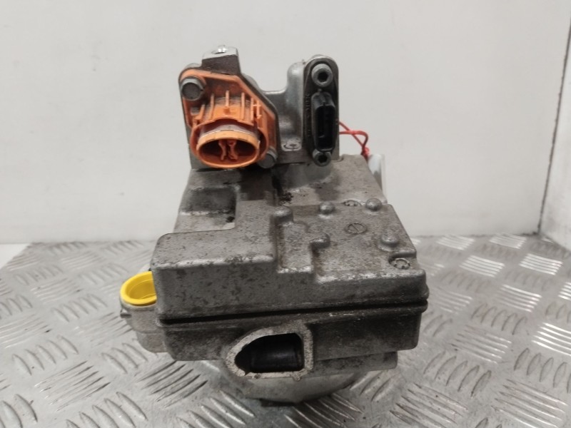 Recambio de compresor aire acondicionado para nissan leaf (ze0) electric referencia OEM IAM 926003NF0A  