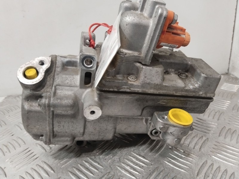 Recambio de compresor aire acondicionado para nissan leaf (ze0) electric referencia OEM IAM 926003NF0A  