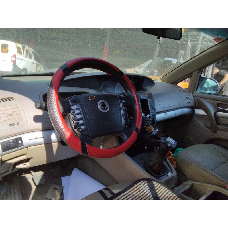 SSANGYONG RODIUS I - imagen 6