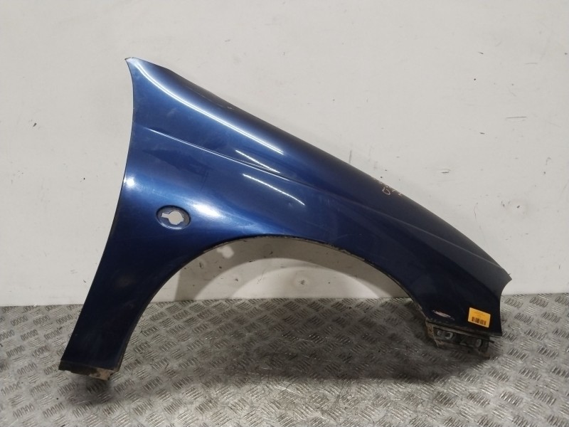 Recambio de aleta delantera derecha para opel tigra (s93) 1.4 16v (f07) referencia OEM IAM 90482793  