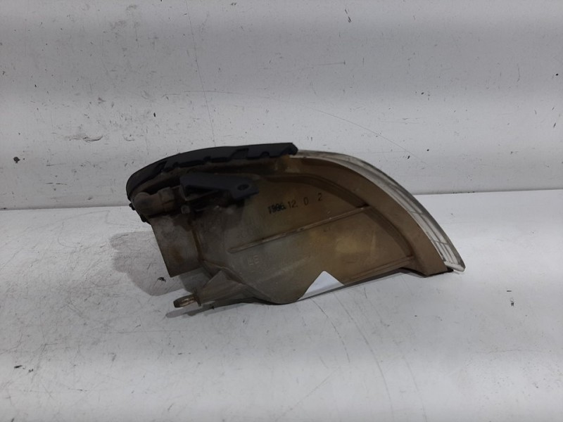 Recambio de piloto delantero izquierdo para hyundai lantra berlina (rd) 1.6 gls referencia OEM IAM   