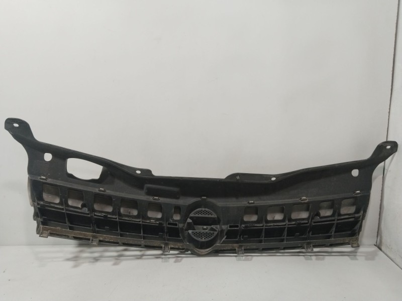 Recambio de rejilla delantera para opel astra h (a04) 1.6 (l48) referencia OEM IAM 6320114  