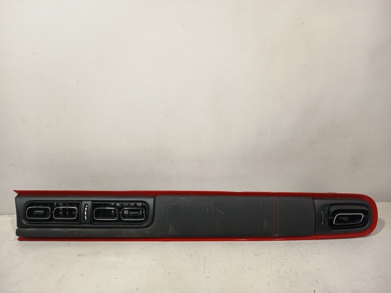 Recambio de moldura para citroën c3 iii (sx) 1.2 vti 82 referencia OEM IAM 9812401777  