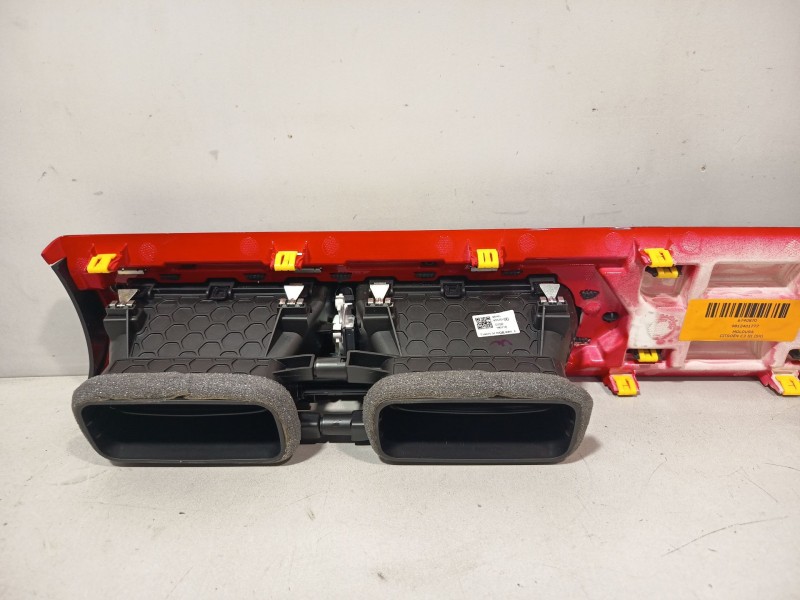 Recambio de moldura para citroën c3 iii (sx) 1.2 vti 82 referencia OEM IAM 9812401777  