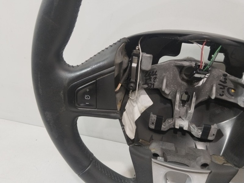 Recambio de volante para renault grand scénic iii (jz0/1_) 1.9 dci referencia OEM IAM 6074098  