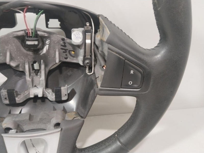 Recambio de volante para renault grand scénic iii (jz0/1_) 1.9 dci referencia OEM IAM 6074098  