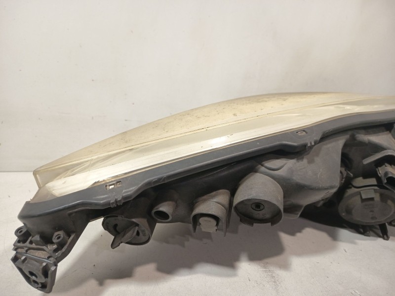 Recambio de faro izquierdo para renault grand scénic iii (jz0/1_) 1.9 dci referencia OEM IAM 260606760R  
