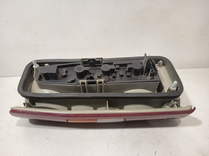 Recambio de piloto trasero derecho para peugeot expert furgoneta (222) 2.0 hdi referencia OEM IAM 6351E6  