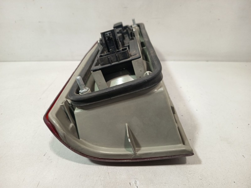 Recambio de piloto trasero derecho para peugeot expert furgoneta (222) 2.0 hdi referencia OEM IAM 6351E6  