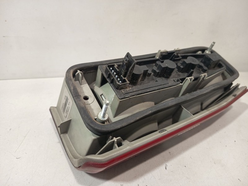 Recambio de piloto trasero izquierdo para peugeot expert furgoneta (222) 2.0 hdi referencia OEM IAM 6350E6  