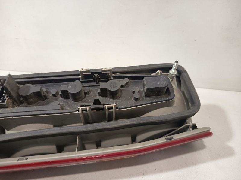 Recambio de piloto trasero izquierdo para peugeot expert furgoneta (222) 2.0 hdi referencia OEM IAM 6350E6  