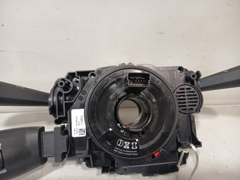 Recambio de mando multifuncion para citroën c3 iii (sx) 1.2 vti 82 referencia OEM IAM 1011599305  