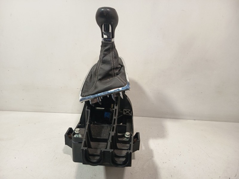 Recambio de palanca cambio para opel astra j (p10) 1.6 (68) referencia OEM IAM 55575258  