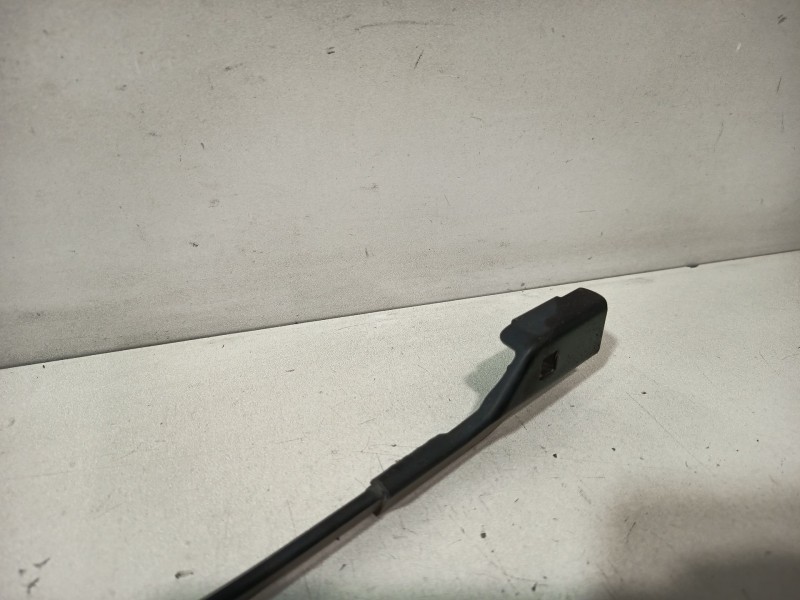 Recambio de brazo limpia delantero derecho para opel astra j (p10) 1.6 (68) referencia OEM IAM 13289887  