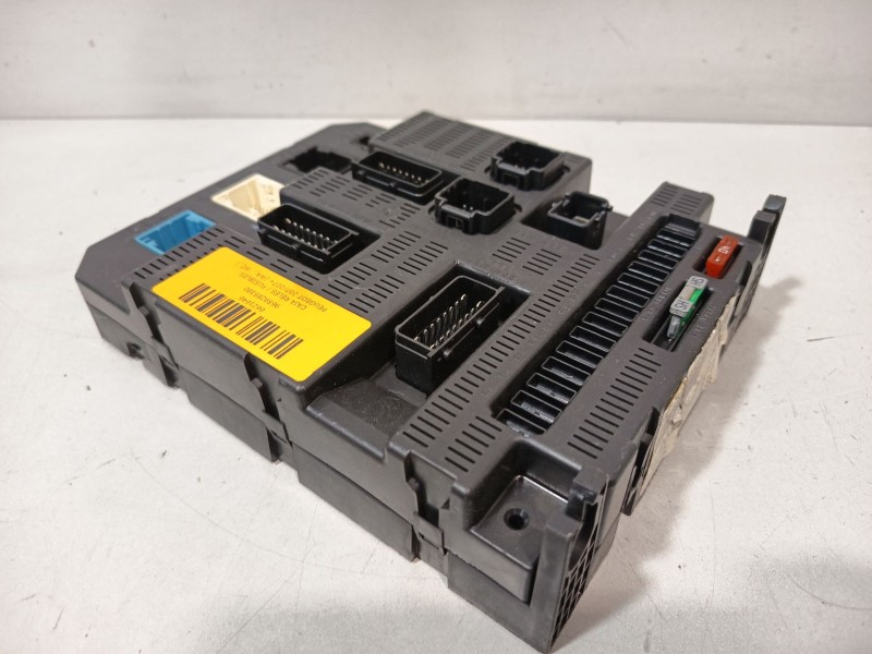 Recambio de caja reles / fusibles para peugeot 207/207+ (wa_, wc_) 1.4 referencia OEM IAM 9659285380  