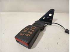Recambio de enganche cinturon trasero izquierdo para citroën c3 iii (sx) 1.2 vti 82 referencia OEM IAM 6190405B  