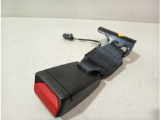Recambio de enganche cinturon trasero izquierdo para citroën c3 iii (sx) 1.2 vti 82 referencia OEM IAM 6190405B   2