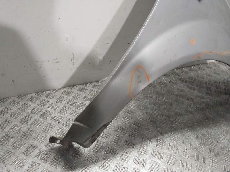 Recambio de aleta delantera derecha para daewoo kalos (klas) 1.2 referencia OEM IAM 96476680  GRIS