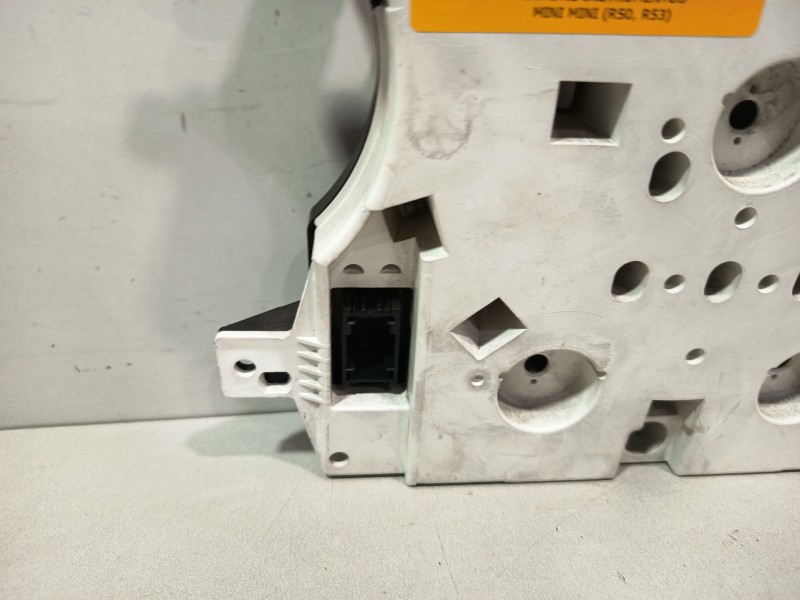 Recambio de cuadro instrumentos para mini mini (r50, r53) cooper referencia OEM IAM 62116932507  