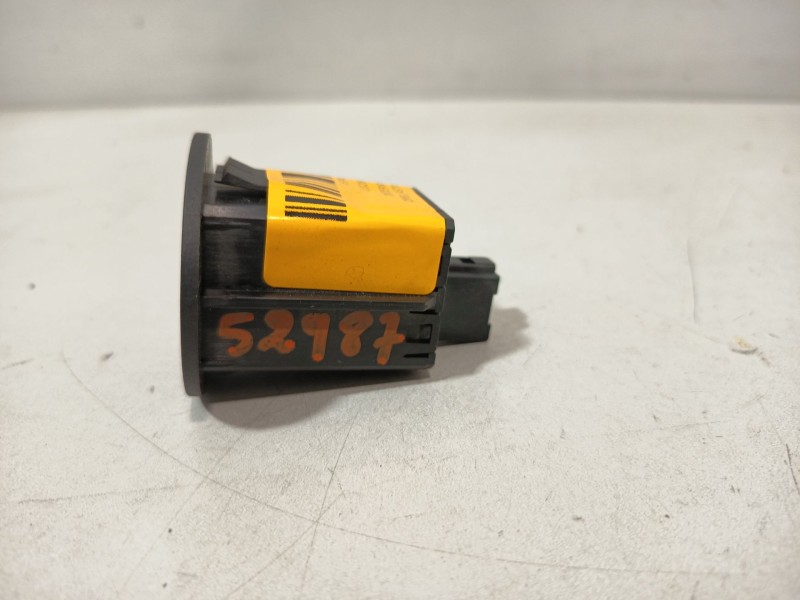 Recambio de interruptor para opel astra j (p10) 1.6 (68) referencia OEM IAM 13268602  