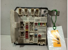 Recambio de caja reles / fusibles para renault grand scénic ii (jm0/1_) 1.6 referencia OEM IAM 8200481866  