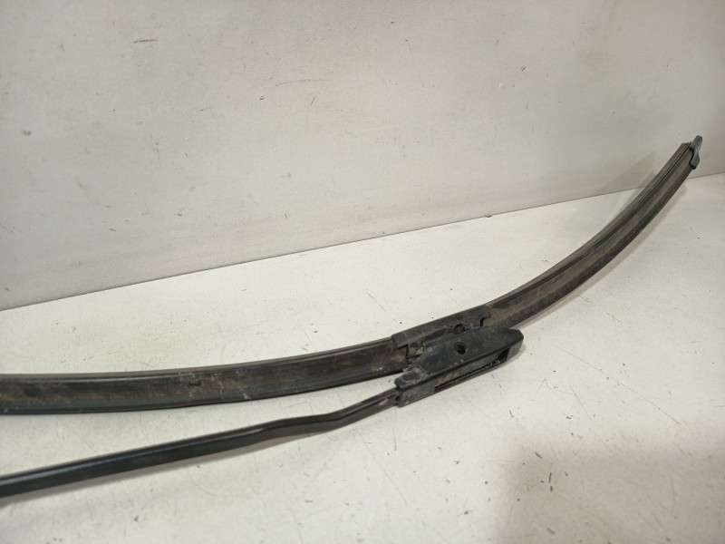 Recambio de brazo limpia delantero izquierdo para citroën c3 ii (sc_) 1.4 referencia OEM IAM 6429GT  