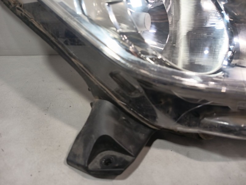 Recambio de faro derecho para citroën c3 ii (sc_) 1.4 referencia OEM IAM 1606930080  