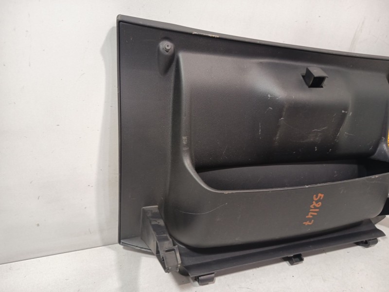 Recambio de guantera para citroën c3 ii (sc_) 1.4 referencia OEM IAM 825212  