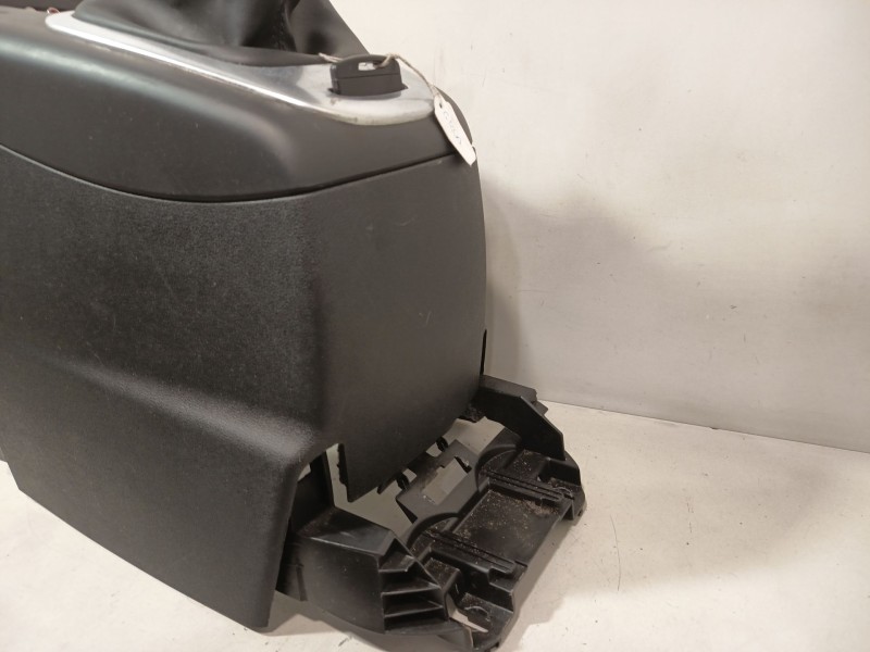Recambio de consola central para renault grand scénic iii (jz0/1_) 1.9 dci referencia OEM IAM 969100038R  