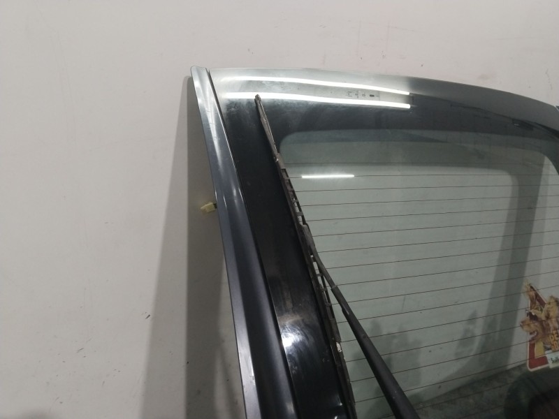 Recambio de porton trasero para ssangyong actyon 200 xdi referencia OEM IAM 6401131150  